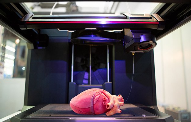 modern machine printing 3D heart | FUTURE OF MEDICINE - Where is Medicine Going in the 2020s