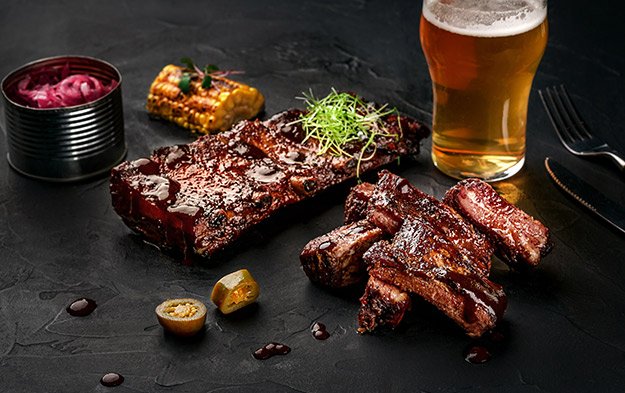 Pork-ribs-in-barbecue-sauce-and-a glass-of-beer-Which-Foods-Can-Worsen-Prostate-Disease-ss-body | 10 Worst Foods For Prostate Health & 5 Foods You Need To Add To Your Diet