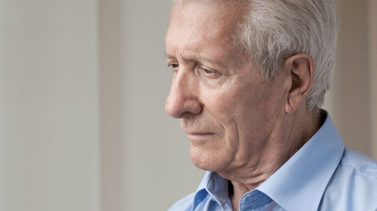 A senior man upset and stress | Feature | 9 Tell-Tale Signs of Nutrient Deficiency in Older Adults